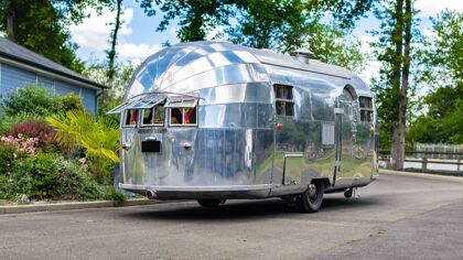 Si no es la caravana más cara del mundo, poco le falta