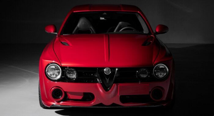 Alfa Romeo Giulia ErreErre Fuoriserie 3 700x379