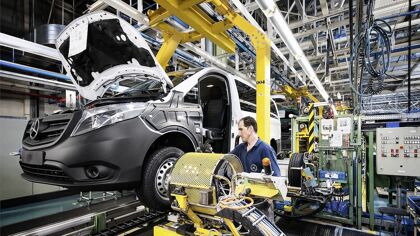 Mercedes Vitoria mira al futuro tras el acuerdo que garantiza 1.200 millones de inversión