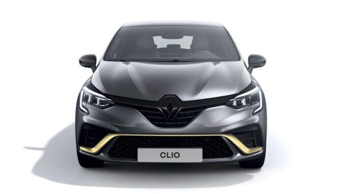Renault Clio E Tech Engineered 2022 3 700x394