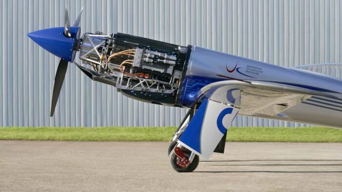 Rolls Royce Avion Electrico 2 700x394