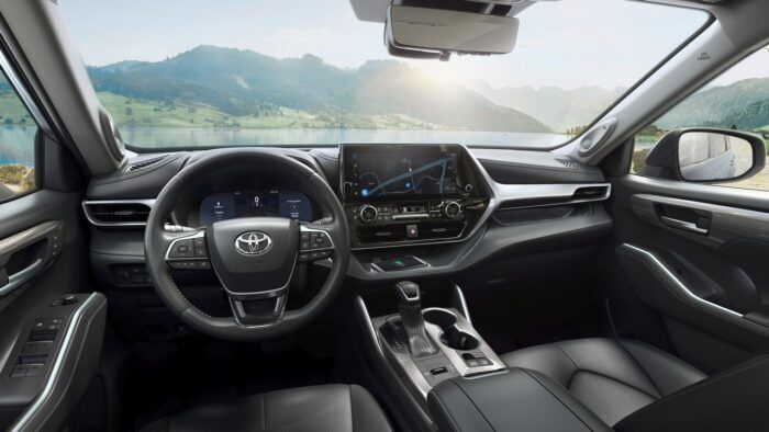Toyota Highlander 2022 3 700x394
