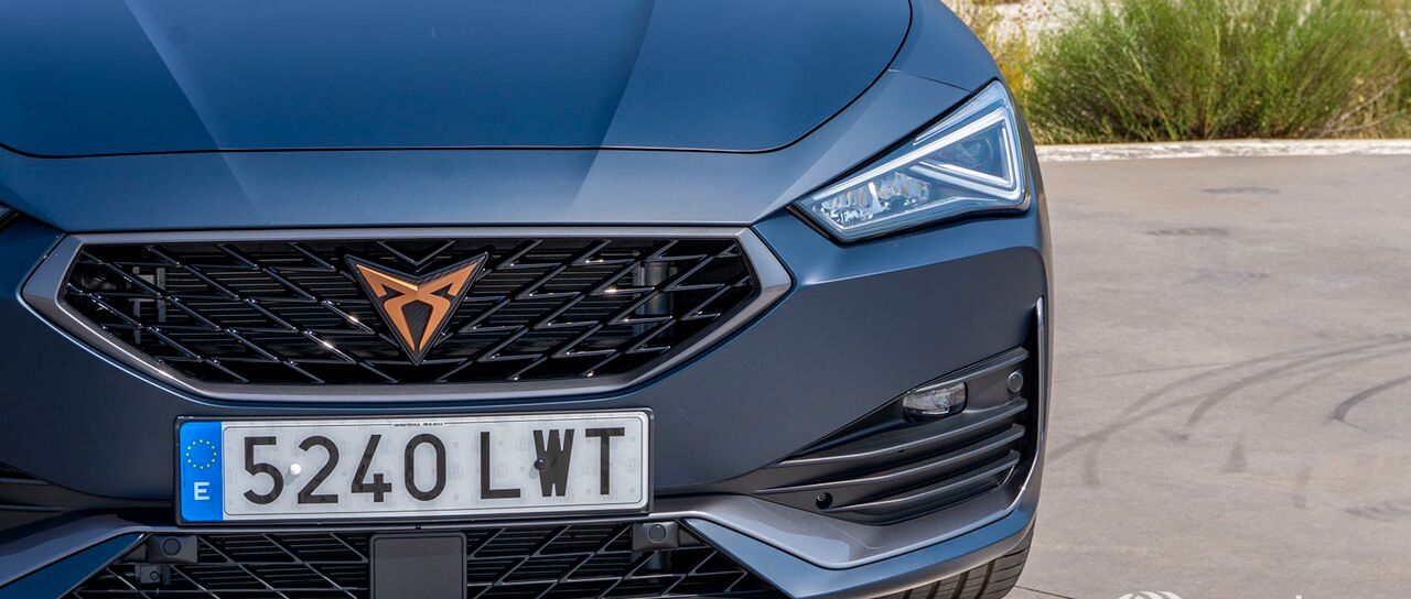 Todas las noticias de coches en un solo portal: Pruebas, fotos, vídeos, informes...