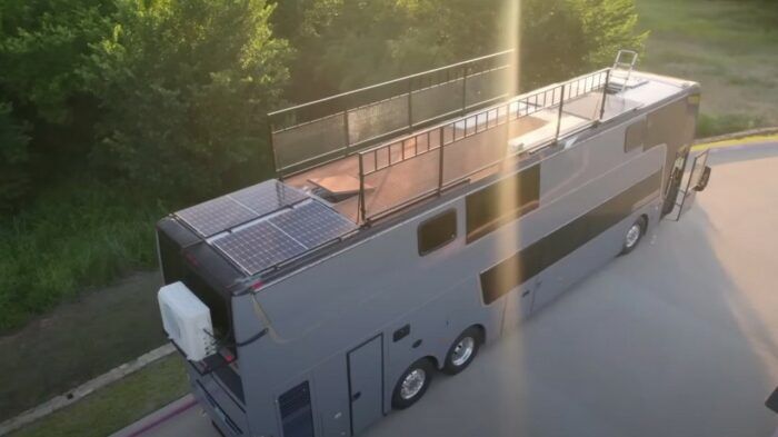 Autobus Casa Dos Plantas 2 700x393