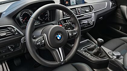 BMW crea un cambio manual que hace que equivocarse de marcha ya no sea un problema