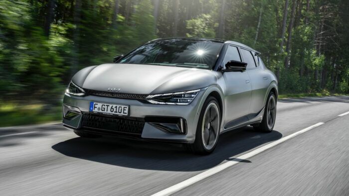 Kia EV6 GT 2022 31 700x394