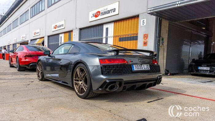 Audi Rs Driving Experience 01 700x394