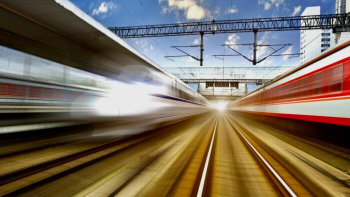 Tren Movimiento 1 700x394