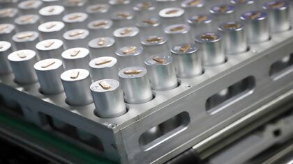 Una nueva batería promete superar a las de iones de litio en todos los sentidos