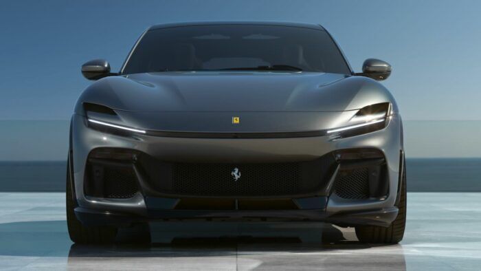 Ferrari Purosangue 2023 1 700x394