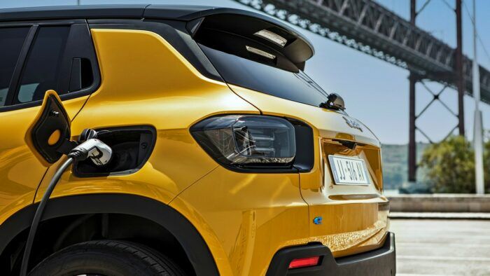 Jeep Avanger Concept 4 700x394