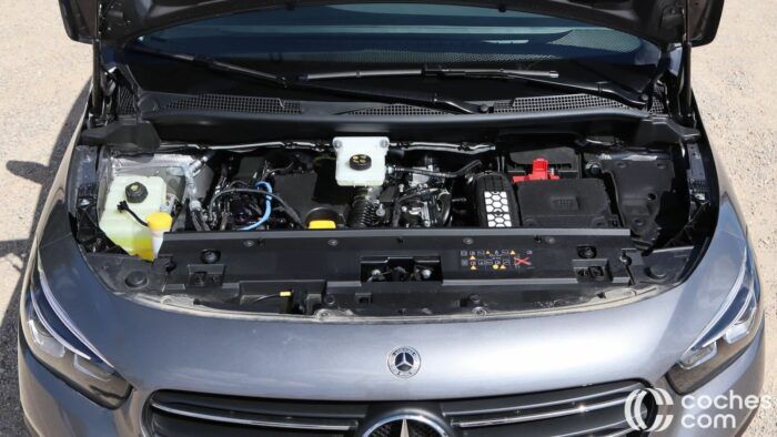 Mercedes Clase T 180d Prueba Motor 1 700x394