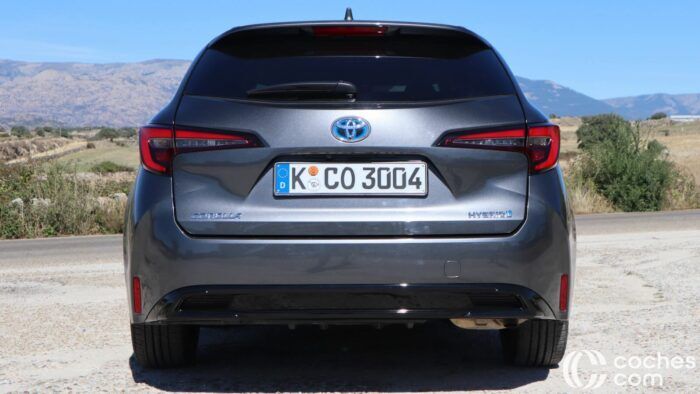 Toyota Corolla Touring Sports 140H Prueba 4 700x394