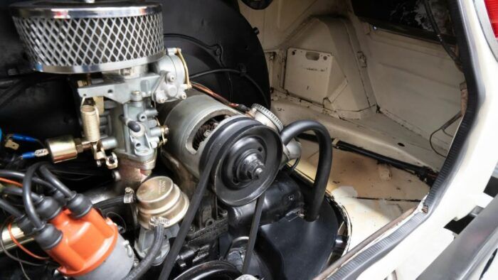 Volkswagen Thing 1973 Interior 7 700x394