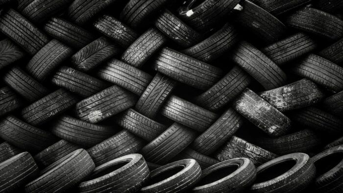 Muro Neumaticos 700x394