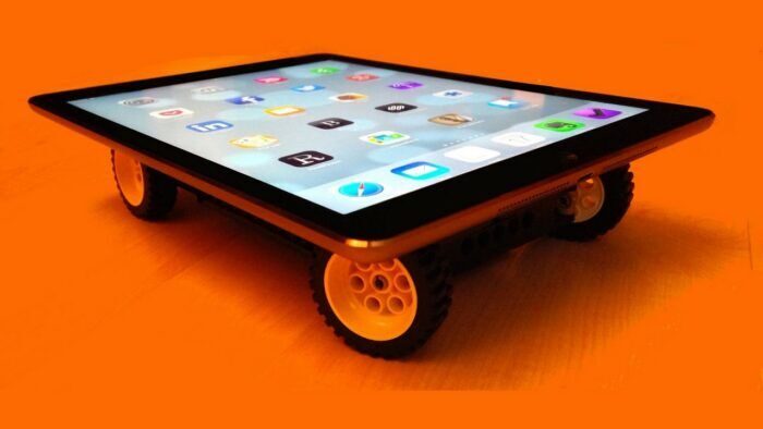 Coches Electricos Software 4 700x394