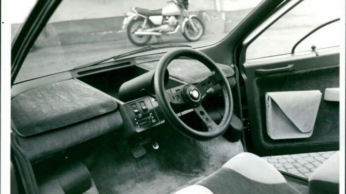 Ford Ghia Trio Concept 1983 10 700x394