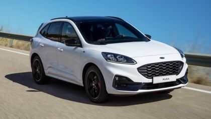 Nuevo paquete de equipamiento  “Black” y asientos “Confort” para el Ford Kuga híbrido enchufable