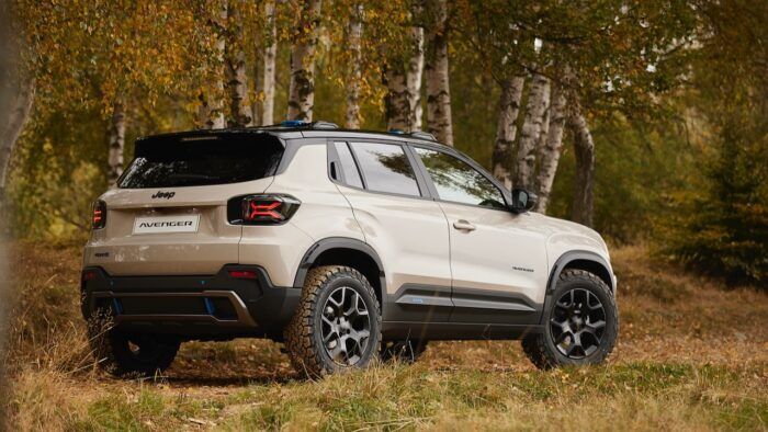 Jeep Avenger 4x4 Concept 4 700x394