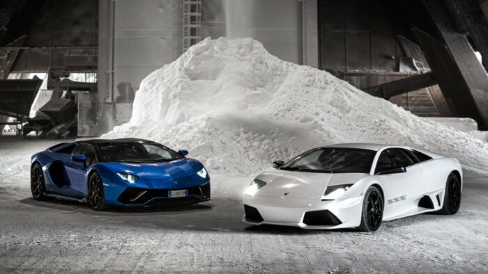 Lamborghini Murcielago 16 700x394