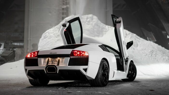 Lamborghini Murcielago 21 700x394