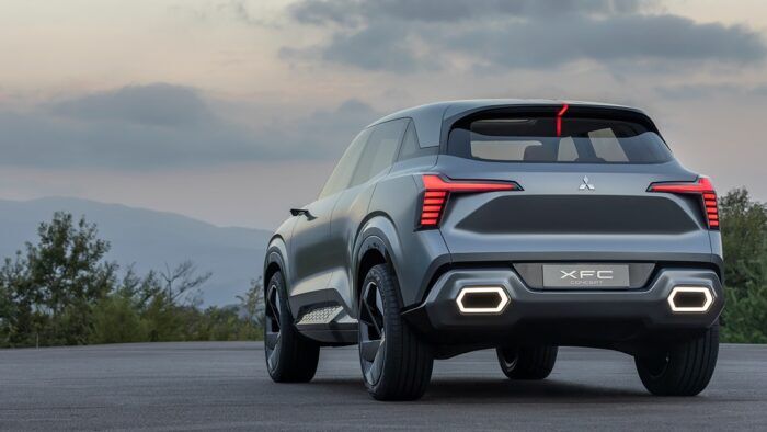 Mitsubishi XFC Concept 2 700x394