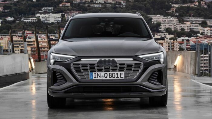 Audi Q8 E Tron Quattro 2023 16 700x394