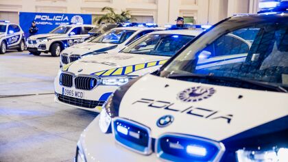 La policía de Madrid apuesta por los BMW electrificados