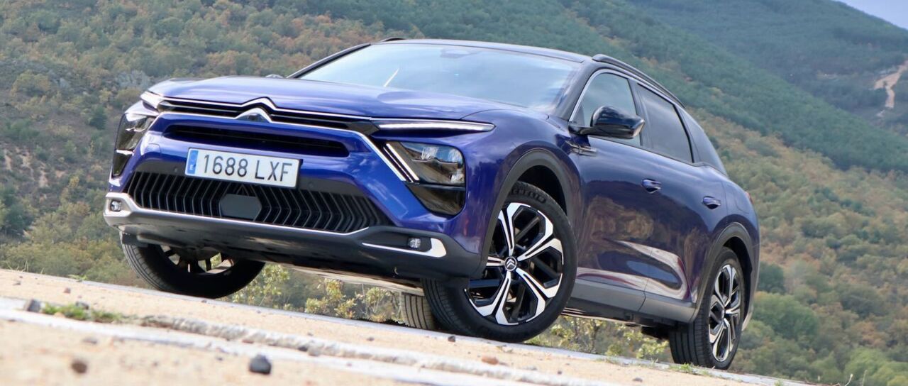 Todas las noticias de coches en un solo portal: Pruebas, fotos, vídeos, informes...
