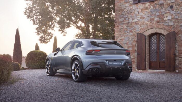 Ferrari Purosangue 1 700x394