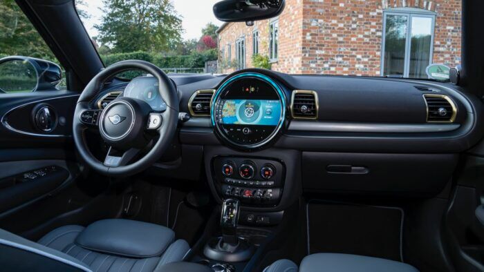 MINI CIubman Cooper S Untold Edition 2022 Detalle 5 700x394