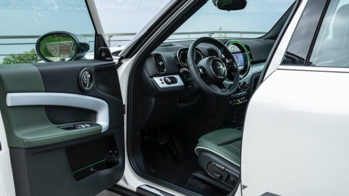 MINI Cooper SE Countryman ALL4 Untamed Edition Detalle 5 700x394