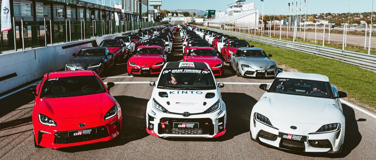 Todas las noticias de coches en un solo portal: Pruebas, fotos, vídeos, informes...