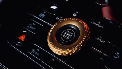Oro impreso en 3D, la última excentricidad que estrena un coche de Bentley