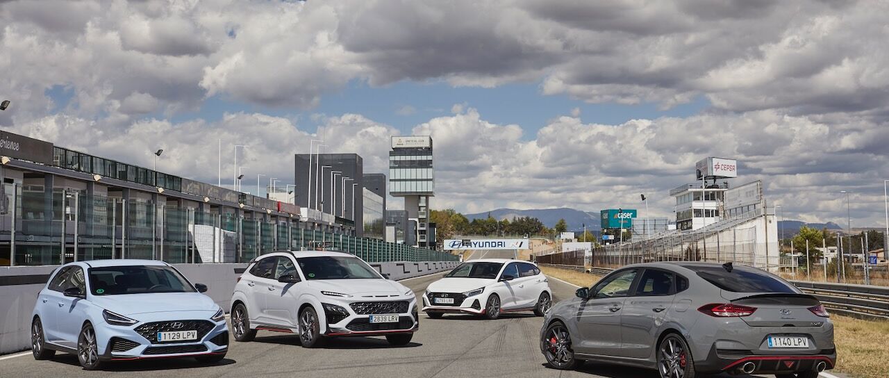 Todas las noticias de coches en un solo portal: Pruebas, fotos, vídeos, informes...