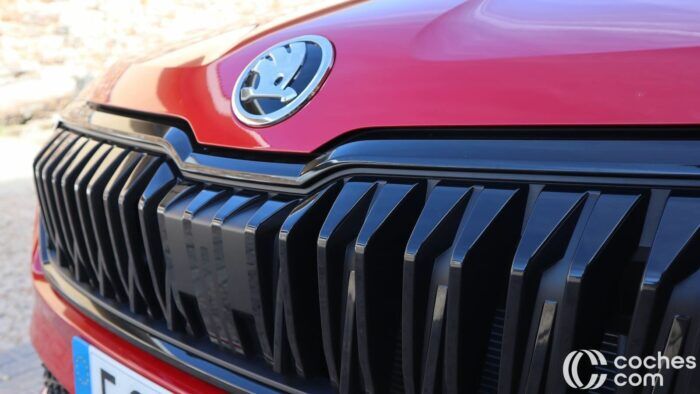 Skoda Karoq 15 TSI Prueba Detalle 2 700x394