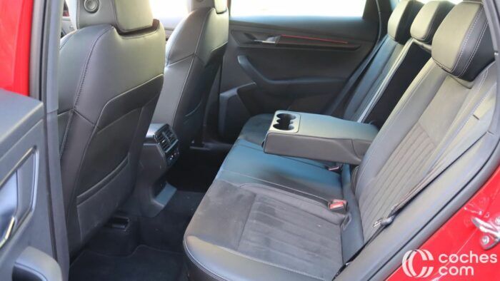 Skoda Karoq 15 TSI Prueba Interior 18 700x394