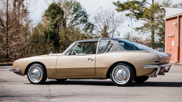 Studebaker Avanti 6 700x394