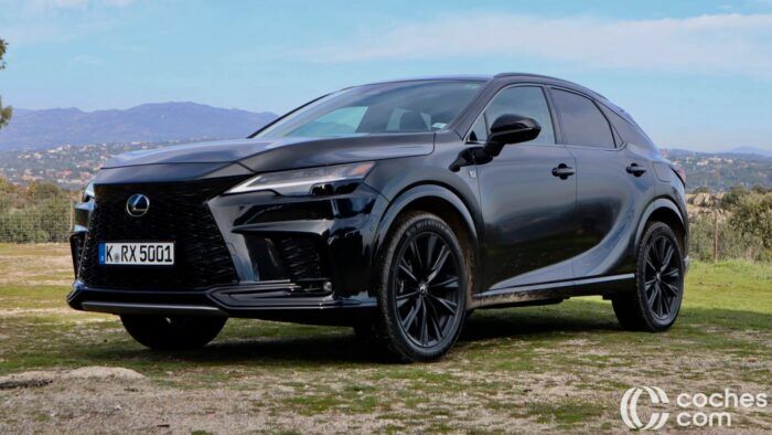 Lexus RX 500h 2023 Prueba 4 700x394