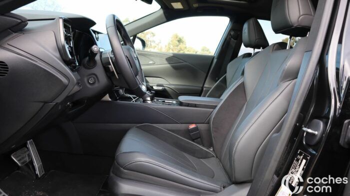 Lexus RX 500h 2023 Prueba Interior 1 700x393