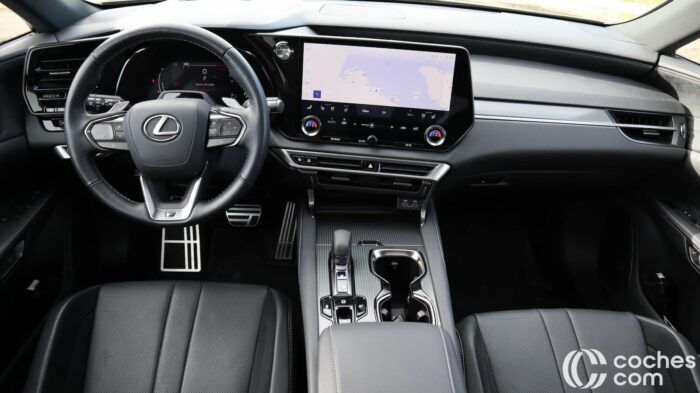 Lexus RX 500h 2023 Prueba Interior 3 700x393