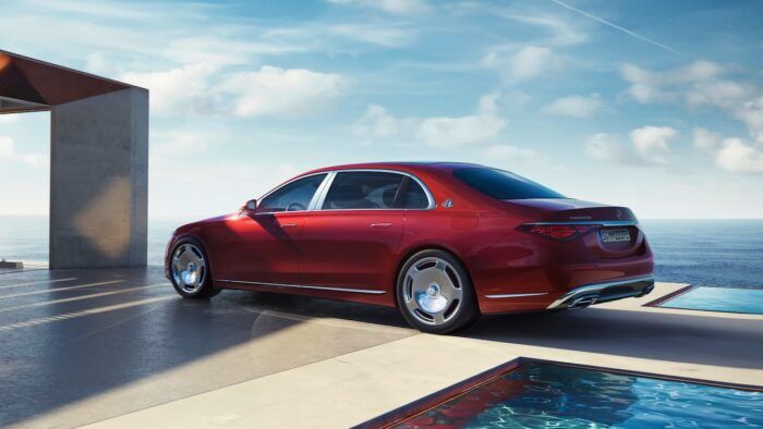Mercedes‑Maybach S 580 E 2 700x394