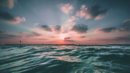 Este nuevo catalizador promete separar el hidrógeno del agua de mar de manera económica