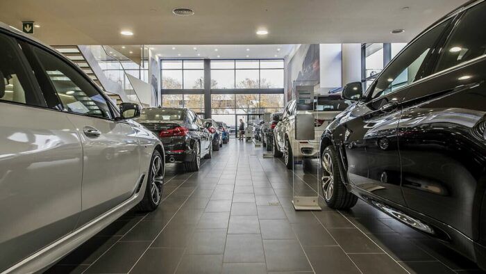 Concesionario BMW 1 700x394