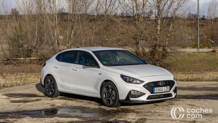 Hyundai I30 Fastback Prueba 09 700x394