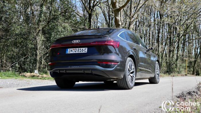 Audi Q8 Sportback 55 E Tron Prueba 3 700x394