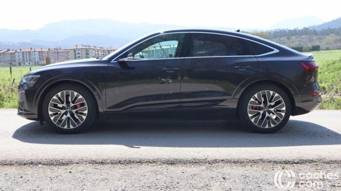 Audi Q8 Sportback 55 E Tron Prueba 5 700x393