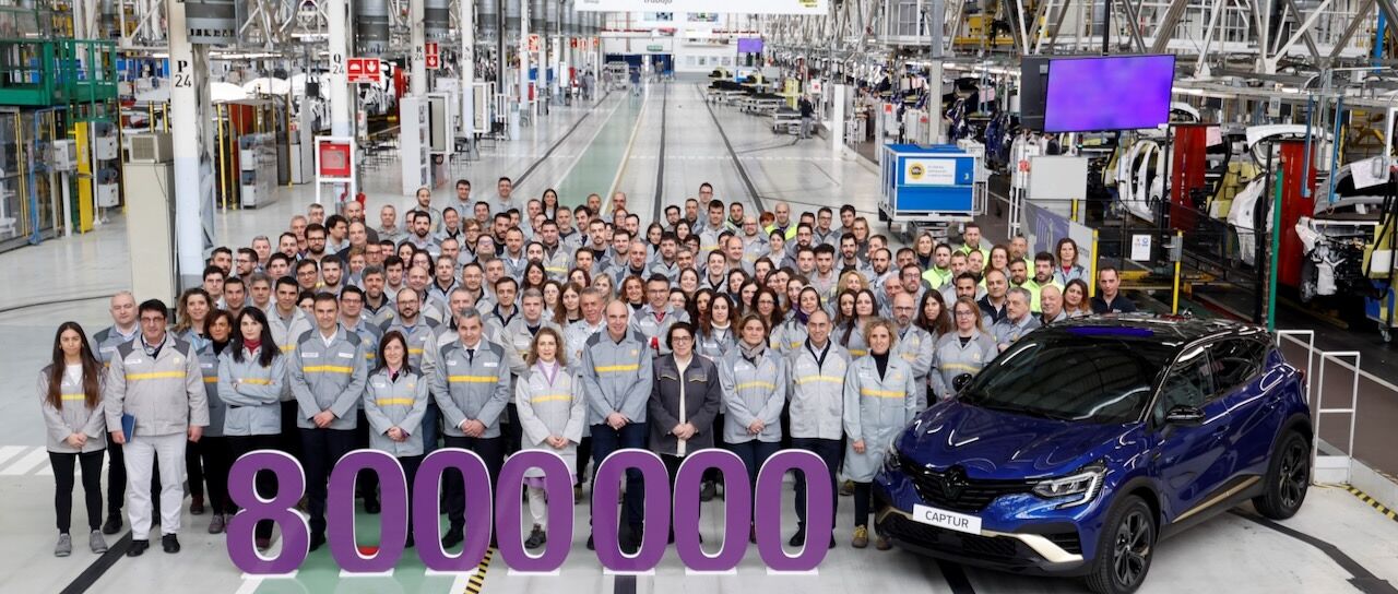 Todas las noticias de coches en un solo portal: Pruebas, fotos, vídeos, informes...