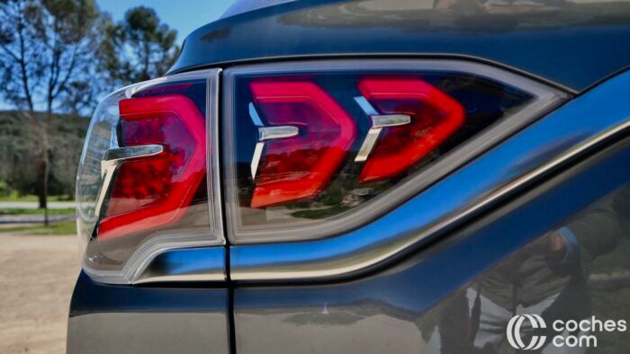 SsangYong Korando E Motion Prueba Detalle 7 700x394