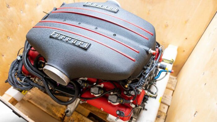 Motor V12 Ferrari FXX 5 700x394